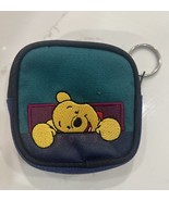 Vintage Y2K Disney ‘Pooh &amp; Friends’ Winnie The Pooh Bear Coin Purse w/ K... - $301.39 MXN
