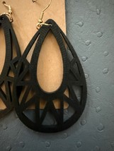 Wooden Earrings BLACD Cut out Earring - $128.93 MXN