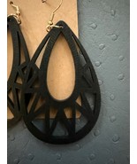 Wooden Earrings BLACD Cut out Earring - €5,92 EUR