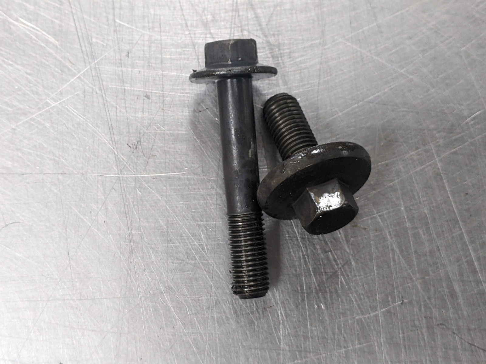Camshaft Bolt Set For 15-18 Chevrolet City Express  2.0  FWD - $19.75