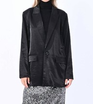 Molly Bracken wide satin blazer size M - $500.63 MXN