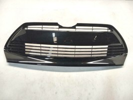 New Takeoff OEM Front Lower Grille 2017-2019 Toyota Corolla Nice 53112-0... - £93.45 GBP