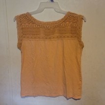 Loft Womens Sleeveless Blouse Peach Knit Open Lace sz M - £7.01 GBP