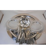 VINTAGE ONEIDA SILVERSMITHS HOLIDAY SERVING SET TRAY FORKS KNIVES AND PL... - $211.10 MXN