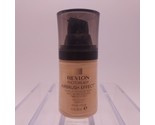 Revlon Photoready Airbrush Effect Makeup SPF 20 1oz VANILLA 002 - $11.87
