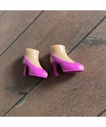 Snap On Clothes Yasmin MGA Bratz Kidz Shoes Pink Heels Replacement Feet ... - $12.89 CAD