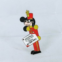 WDW - Happy Holidays 2004 Pin Pursuit Goofy LE 2000 Disney Pin 35266 - £10.62 GBP