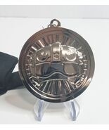 Funko Star Wars Smuggler&#39;s Bounty Subscriber Medal (Rebel Helmet, 2016) - $409.44 MXN
