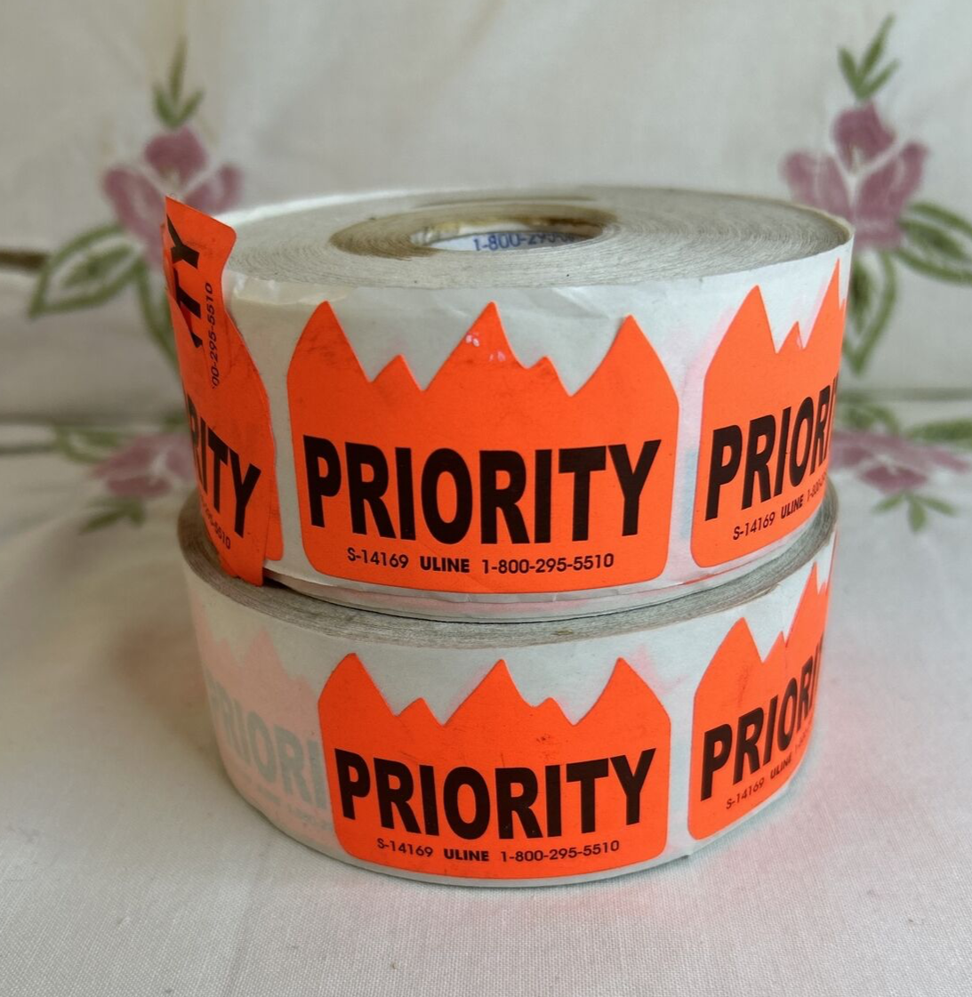 2 Rolls 1-1/2&quot; x 2&quot; Priority Labels (500 per Roll), Pre-Owned - $29.99