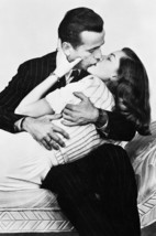 Humphrey Bogart Lauren Bacall Kiss The Big Sleep Poster - £22.82 GBP