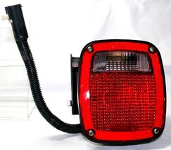 Mopar 55055270 RH Stop Tail Turn Lamp Taillight w/ Mounting Bracket OEM ... - €18,36 EUR