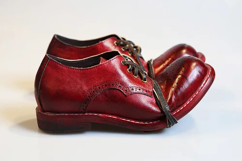 mens Vintage Brock Brogue carved leather head low cut shoes tooling casu... - $256.35