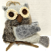 Kohls Fabric Plush Stuffed Gray Owl on Branch Christmas Ornament Button Eyes 4&quot; - £7.69 GBP