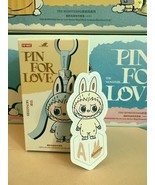 LETTER A THE MONSTERS Pin for Love Series-Vinyl Plush Pendant  ✅IN STOCK ✅ - €47,06 EUR