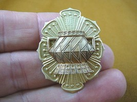 (B-OTHER-11C) Aztec basket on Victorian textured repro brass pin pendant brooch - £12.49 GBP