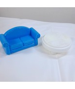 Mattel Fisher Price Sweet Streets Dollhouse Blue Couch Sofa &amp; white tabl... - $19.11 CAD