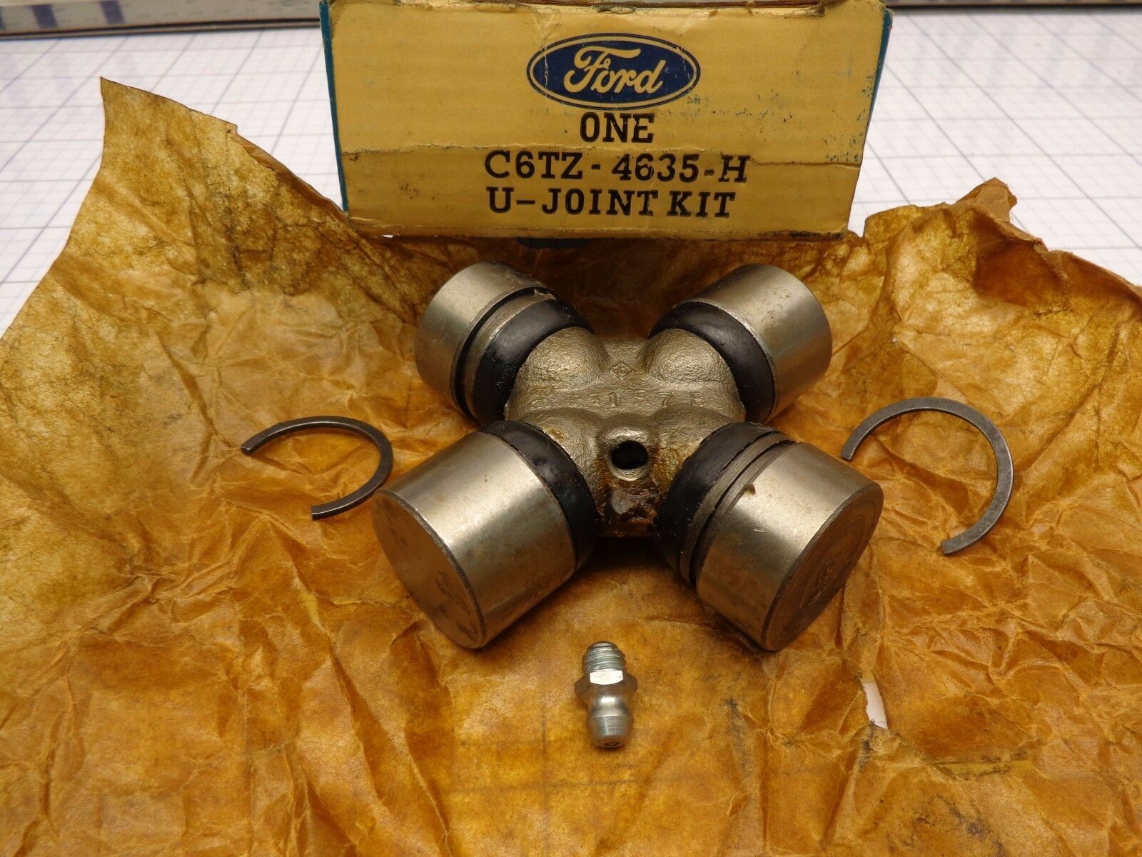 FORD OEM  E3TZ-4635-B     Universal Joint U Fits Many - $17.40