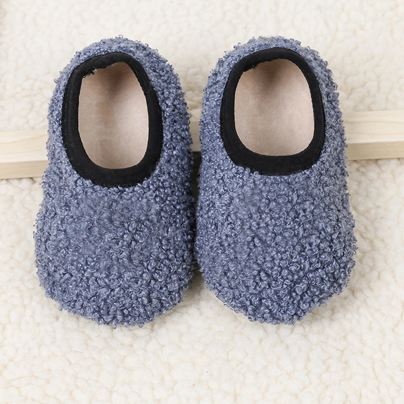 Game Fun Play Toys Winter Children Floor Shoes For Baby Slippers Infant Toddler  - £23.32 GBP