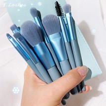 8Pcs Mini Travel Women Makeup Brushes Set Portable Soft Concealer Brush Beauty F - £29.69 GBP