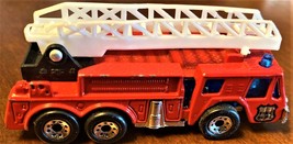 Matchbox Fire Engine Truck with Moving Ladder 3" Long 1982 - $3.50