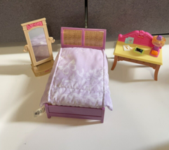 Fisher Price Loving Family 2011 Purple Bed Parents Bedroom Desk Mirror Lot - $18.76