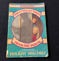 Outcast (Sweet Valley High No 41) - Mass Market Paperback - Francine Pascal - £1.99 GBP