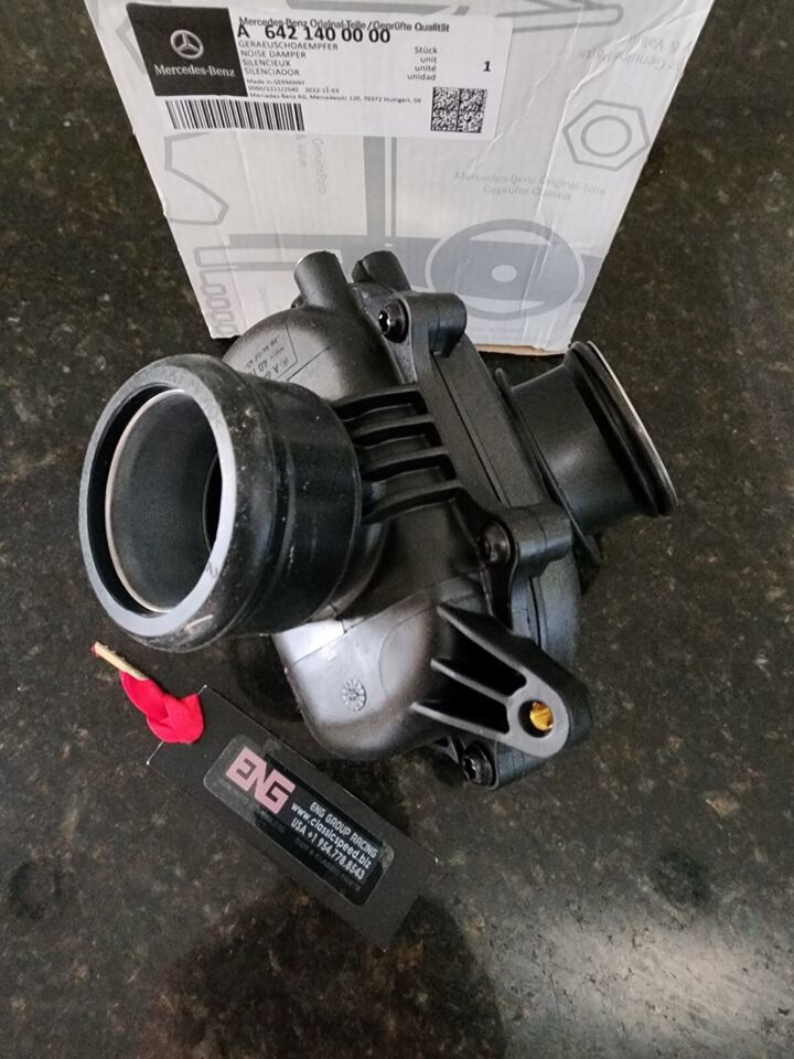 A6421400000 MERCEDES-SPRINTER INTER-COOLER RESONATOR DAMPENER OEM W906 642 - $198.30