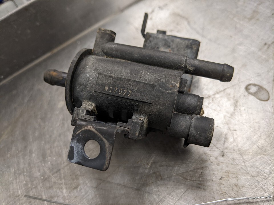 EVAP Purge Valve For 10-13 Hyundai Tucson  2.4 2891025100 - $20.74