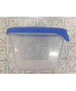 Rubbermaid Servin Saver Container w Blue Easy EZ Open Lid #B  2.4 Pt Rec... - £11.64 GBP