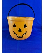 Jack O Lantern Blow Mold Treat Bucket Pumpkin Halloween Plastic Pail 80s... - €17,00 EUR Jack O Lantern Blow Mold Treat Bucket Pumpkin Halloween Plastic Pail 80s... - €17,00 EUR