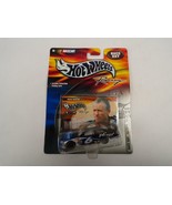 Hot Wheels Racing Mark Martin Race Day Pfizer With Trading Card Nascar - $15.08 CAD