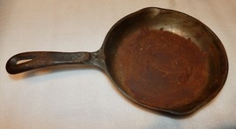 Vintage Cast Iron 2 Spout Wagners 1891 Frying Pan 8”x 1 3/4” Deep Skille... - $35.58 CAD