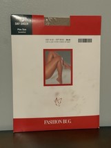 Vtg Control Top Fashion Bug Day Sheer Sandalfoot Pantyhose Soft Beige NE... - $229.64 MXN