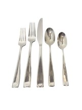 Oneida Moda 5-Pc. Place Setting  Quality 18/10 Stainless Steel Flatware Solid - £36.07 GBP