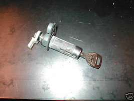 1992-1996 HONDA PRELUDE TRUNK LID LOCK LOCKS - $335.86 MXN