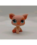 Littlest Pet Shop-Calico Critters-Pink Pig LPS #662 Blue Eyes Mud Hasbro - $229.20 MXN