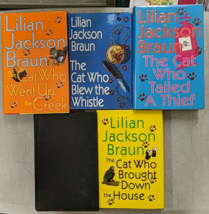 Lilian Jackson Braun Hardcover Lot The Cat Who Blew The Whistle Tailed A Thiefx5 - £19.71 GBP