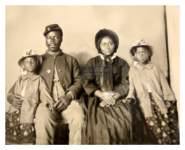 African American Civil War Soldier And His Family 8X10 Photo - £6.65 GBP