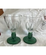 2 Vintage 1982 Avon Emerald Accent Cordial Glasses Green Stems Replacement - $276.61 MXN