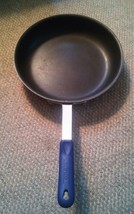 044 Winco Aluminum Skillet Silicone Handle 12.5 Inch AFP-12XC - £10.38 GBP