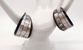 Inlaid Mother of Pearl Mosaic Lucite Chunky Hoop Earrings Vintage Estate Abalone - £17.92 GBP
