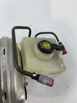 2006-2007 BMW 530I Xi Power Brake Booster With Reservoir & Cap 296765937051 OEM Item image 5