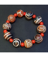 Antique Nepalese 10 etched agate bead decorated carnelian beaded Bracelet - $5,485.43 MXN