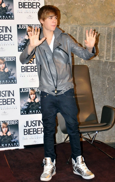 HANDMADE CANADIAN POP SINGER JUSTIN BIEBER GREY LEATHER JACKET, FASHION JACKET