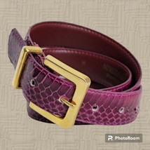 Vintage Saddlebred Women&#39;s Medium Genuine Snakeskin Purple Skinny Fashion Belt - £14.84 GBP
