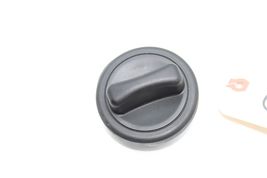 03-09 MERCEDES-BENZ W211 E320 DIESEL FUEL TANK CAP Q9520 image 4