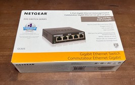 NETGEAR GS305  5 Port Gigabit Ethernet Unmanaged Switch - £16.10 GBP
