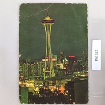 Space Needle at Night Seattle Washington 1960s 4x6 Deckle Edge Postcard - $147.23 MXN