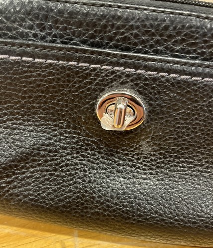Coach Zip Turnlock Black Pebble Leather Wristlet Wallet  Bag Charm Item image 5
