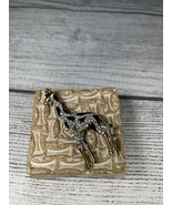 Vtg Goldtone Brooch Pin Animal giraffe w/ Clear stone &amp; black Enamel - $13.58 CAD